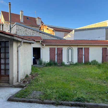 Charme Et Confort : T2 Lumineux Saint-Maur-des-Fossés エクステリア 写真